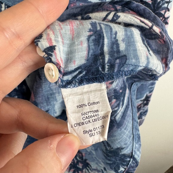 J Crew Tropical Print Popover Shirt Size 4 Blue Sailboats Nautical Preppy Beachy - Picture 5 of 8
